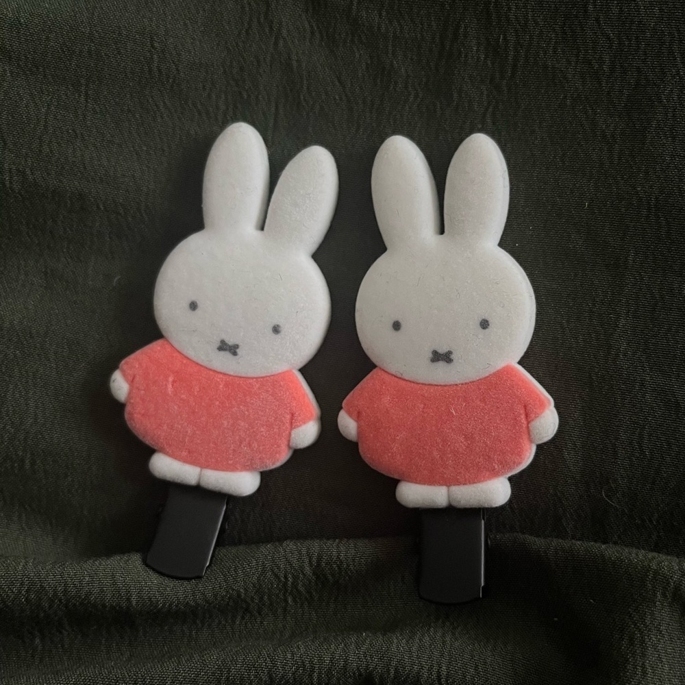Miffy hair clips